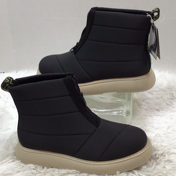 Toms Alpargata Mallow Puffer black boots NWT - Picture 4 of 15